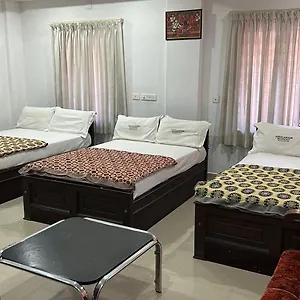  Hotel Sreelakam Residency